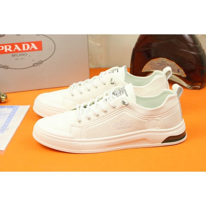 Pra*a casual shoes
